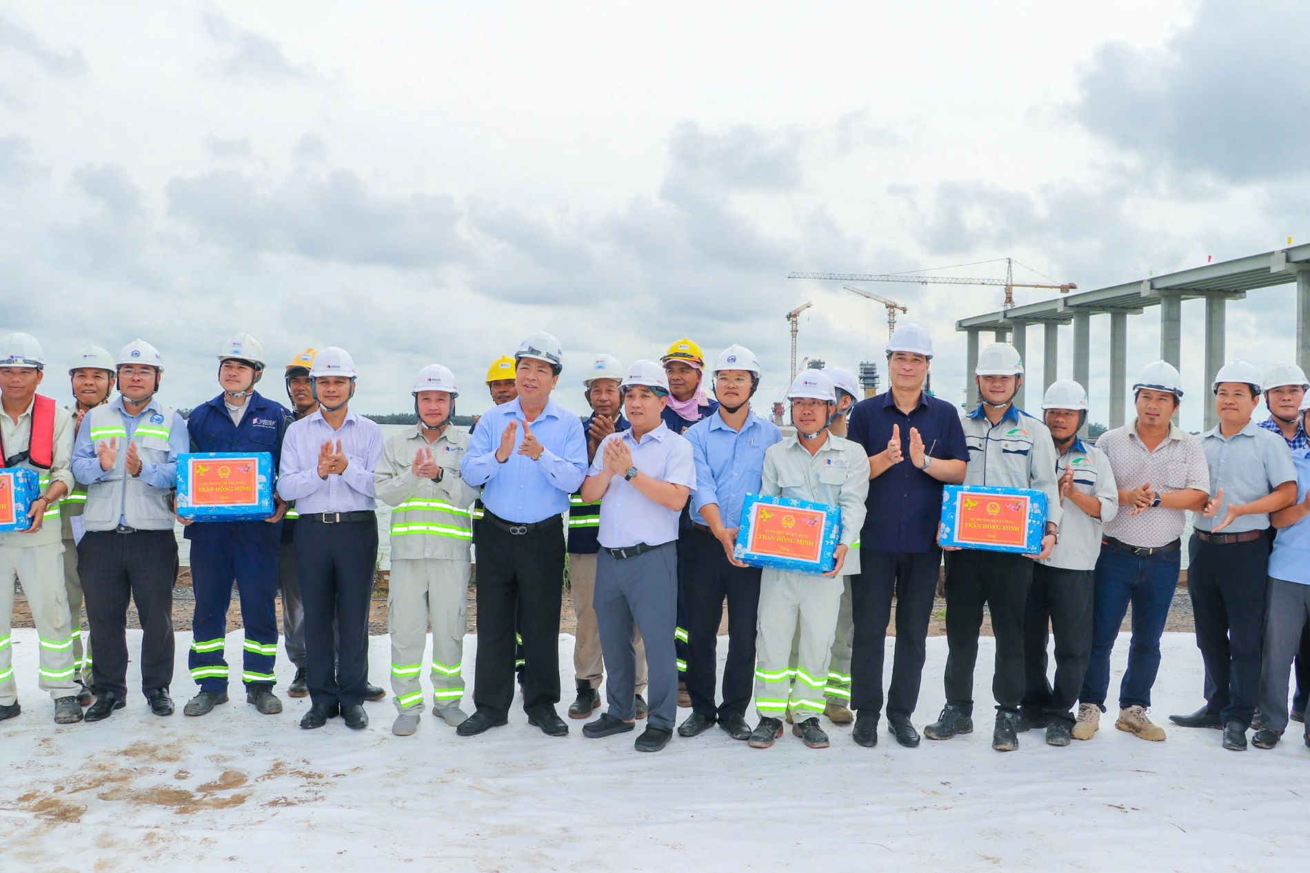 Cầu Đại Ngãi 1 nỗ lực vượt tiến độ, phấn đấu thông tuyến trong năm 2027